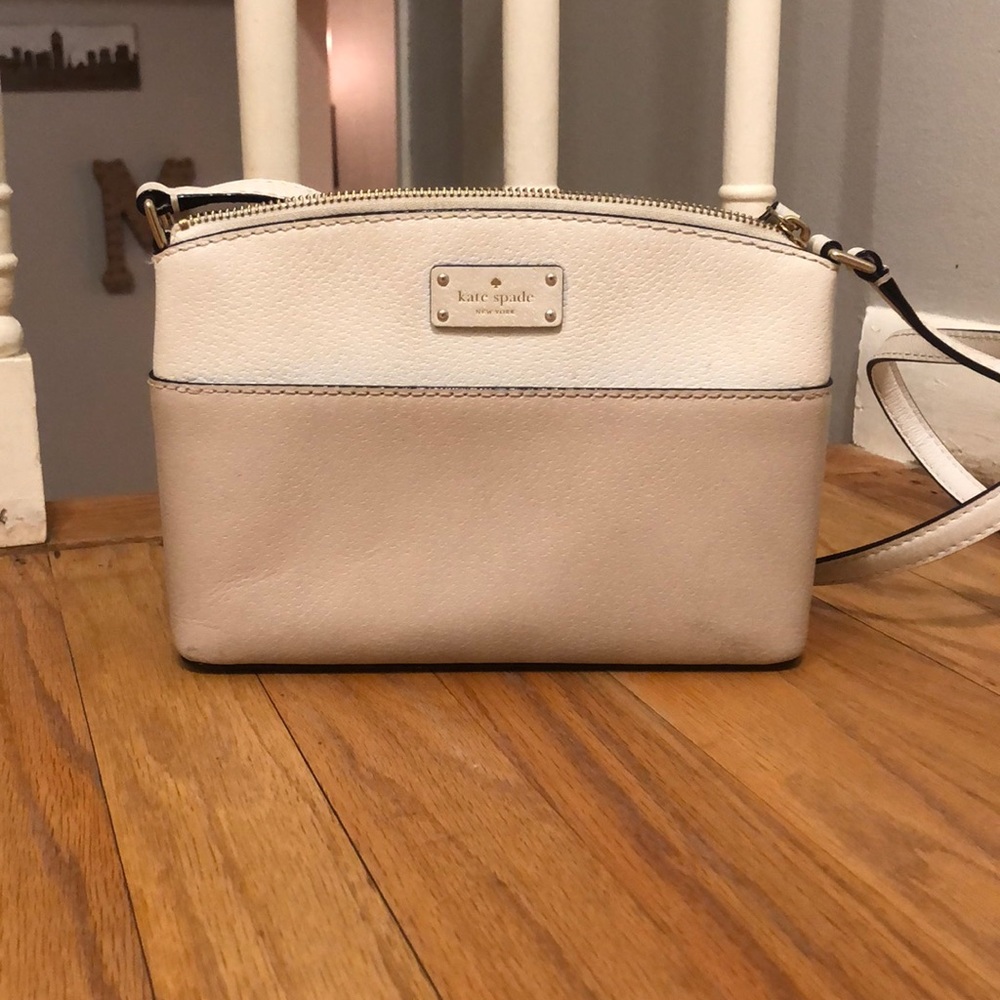 Kate Spade Crossbody purse